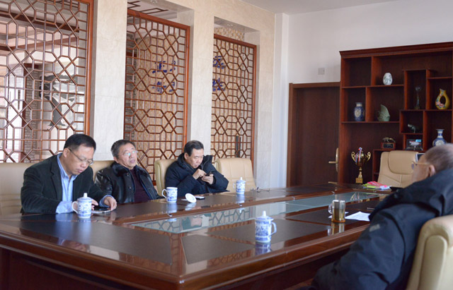 栽壯梧桐樹 引得鳳凰來 ——省工信廳、航空大學領導蒞臨奧吉娜研發中心調研